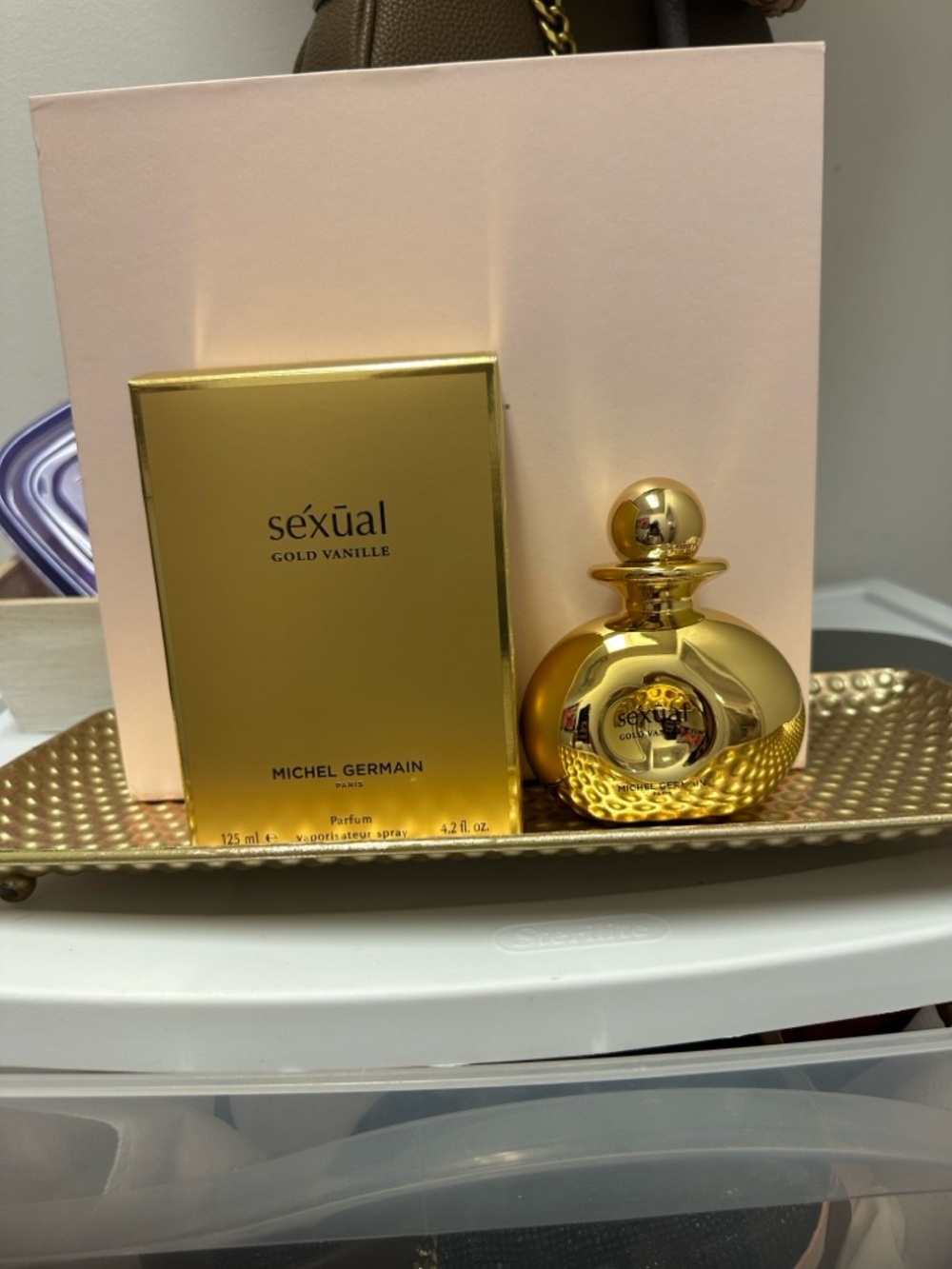 Sexual Gold Vanille Michel Germain Parfum - Shiny Gold Bottle
